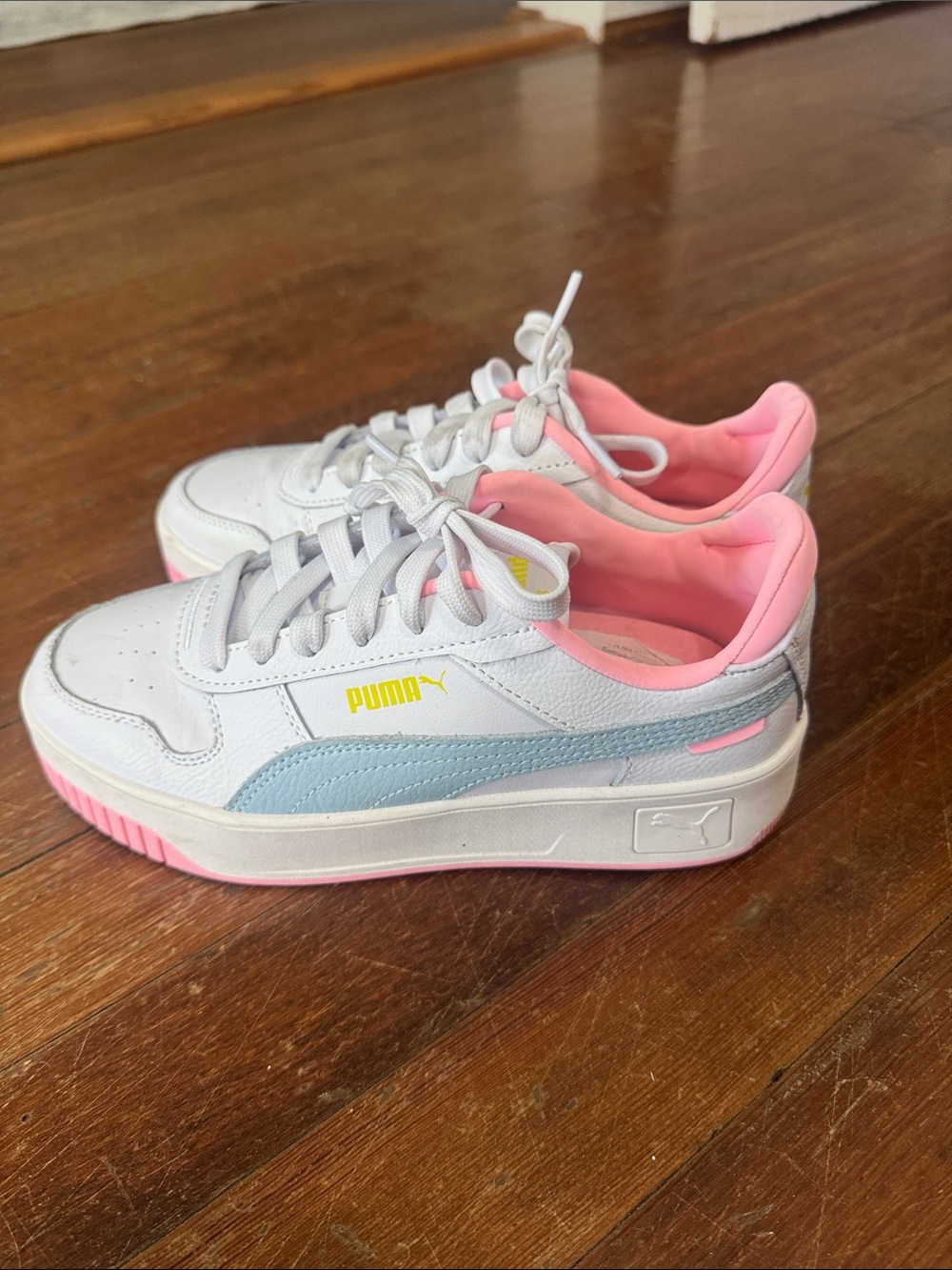 Puma White Pink Light-Blue Low-Top Sneakers
